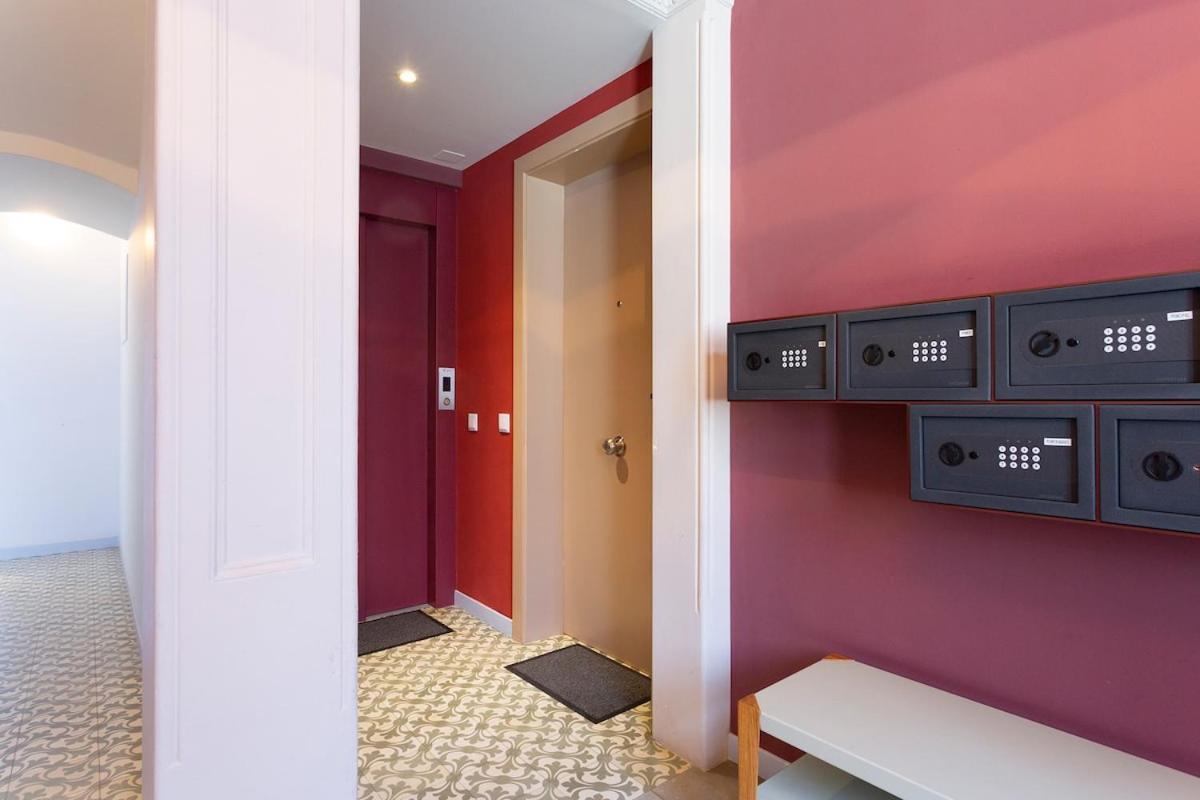 Elegant And Peaceful Retreat - Palauet Tres Torres - 1 Apartamento *